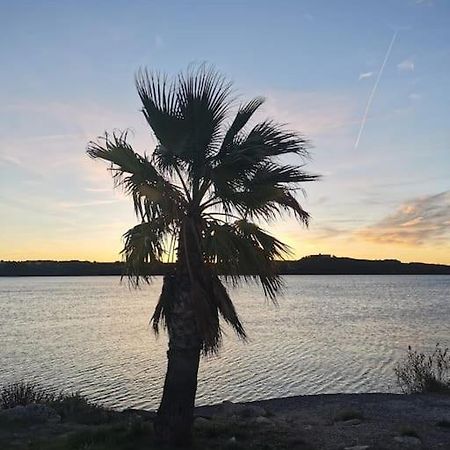Belle villa de 90m2 au calme avec jardin et parking à 10 mn de la mer en voiture Fos-sur-Mer Exterior foto