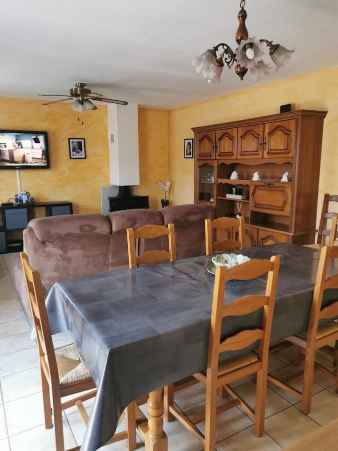 Belle villa de 90m2 au calme avec jardin et parking à 10 mn de la mer en voiture Fos-sur-Mer Exterior foto